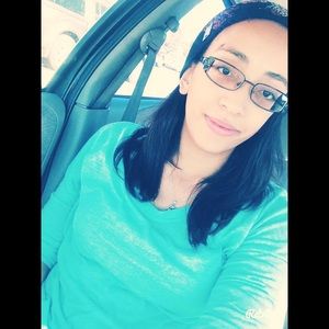 Meet your Posher, Marissa